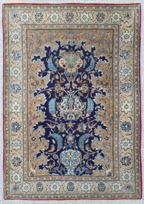 Tapis Ghoum Laine Kork et Soie Dynastie Pahlavi - Iran Vers 1940